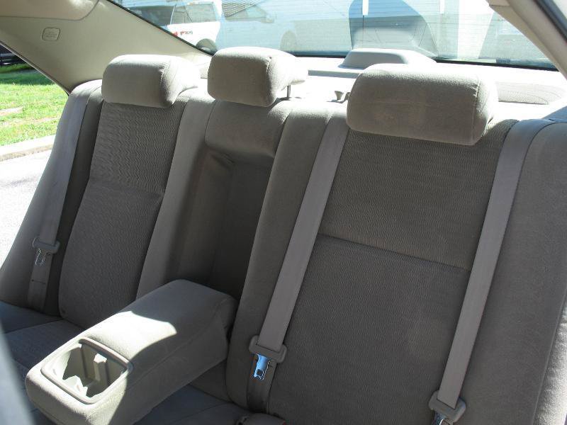 Used 2005 Toyota Camry LE FWD image 24