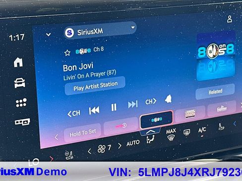 Certified 2024 Lincoln Nautilus Premier image 28