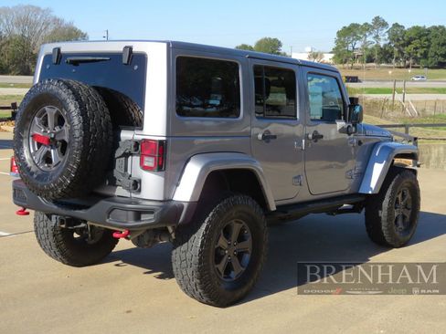Used 2018 Jeep Wrangler Unlimited Rubicon image 6