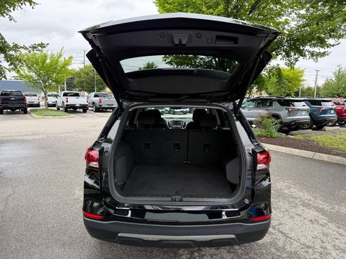 Used 2024 Chevrolet Equinox LT AWD/4WD image 4