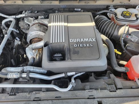 Certified 2022 Chevrolet Silverado 1500 High Country AWD/4WD image 24