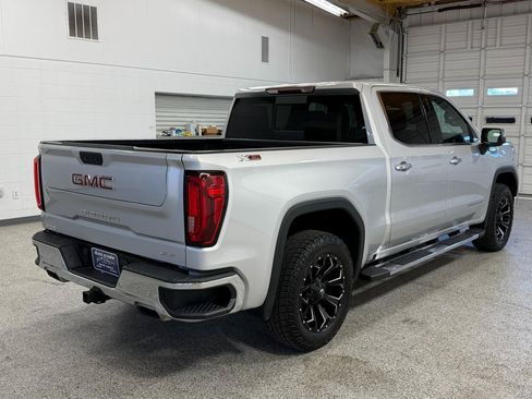 Used 2020 GMC Sierra 1500 SLT AWD/4WD image 4