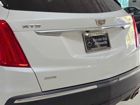 Used 2018 Cadillac XT5 Luxury w/ Driver Awareness Package image 13