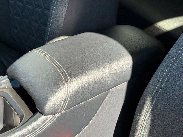 Used 2025 Nissan Kicks SV w/ Illumination Package AWD/4WD image 11