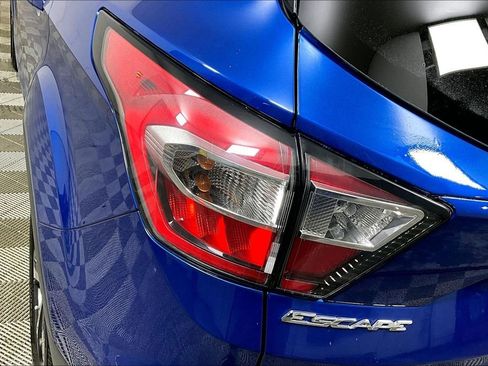 Used 2018 Ford Escape SEL image 29