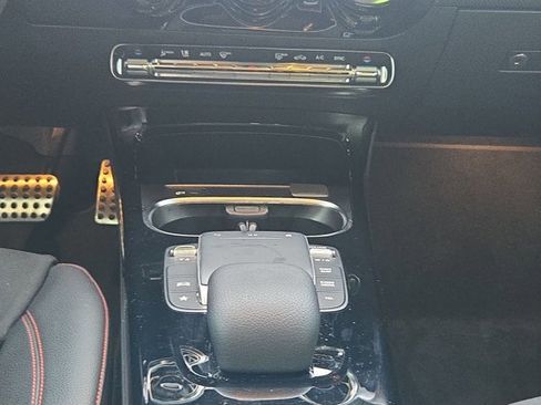 Used 2022 Mercedes-Benz A 220 image 13