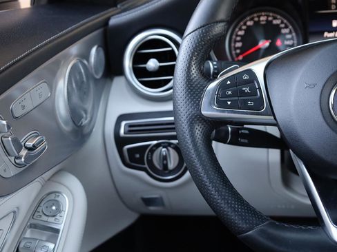 Used 2018 Mercedes-Benz C 300 4MATIC Cabriolet image 32