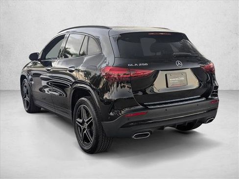 Certified 2025 Mercedes-Benz GLA 250 image 8