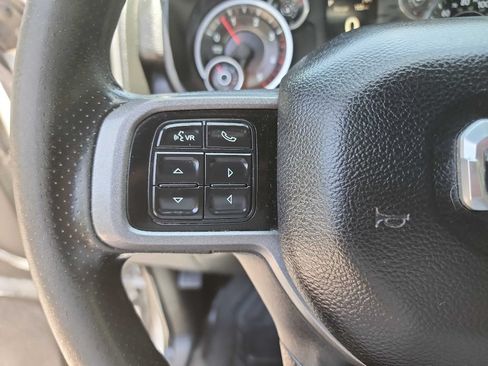 Used 2022 RAM 2500 Tradesman w/ Chrome Appearance Group AWD/4WD image 18