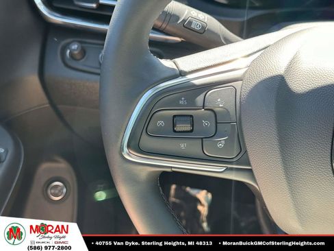 Used 2024 Buick Envista Sport Touring w/ Convenience I Package FWD image 22