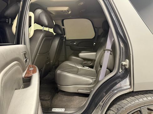 Used 2013 GMC Yukon Denali AWD/4WD image 14