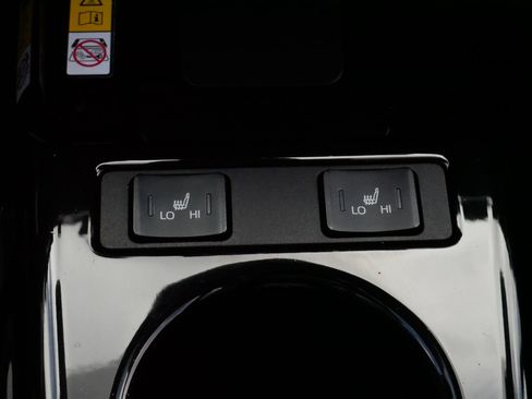 Used 2021 Toyota Prius image 28