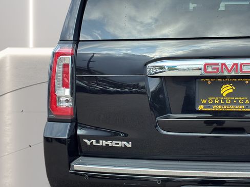 Used 2019 GMC Yukon Denali w/ Denali Ultimate Package RWD image 31