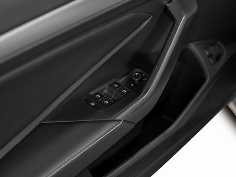 Used 2022 Volkswagen Jetta Sport image 59