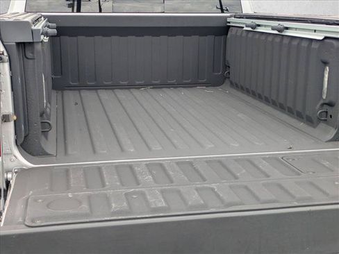 Used 2025 RAM 1500 Limited AWD/4WD image 6