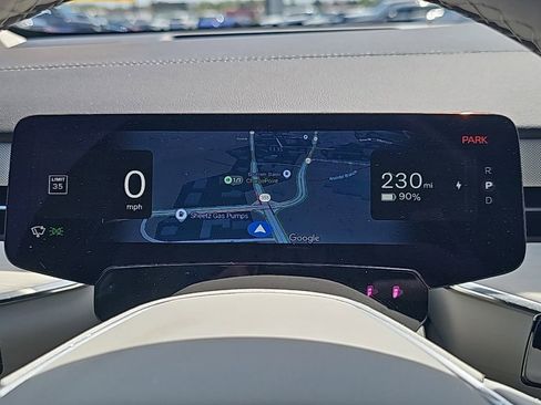 Used 2025 Volvo EX90 Ultra AWD/4WD image 18