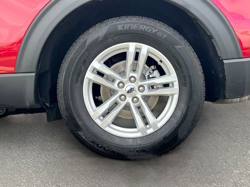 Used 2022 Ford Explorer XLT w/ Equipment Group 202A RWD image 30