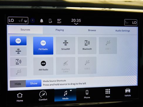 Used 2023 Chrysler Pacifica Touring-L FWD image 23