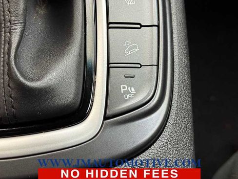 Used 2019 Hyundai Kona Ultimate image 18