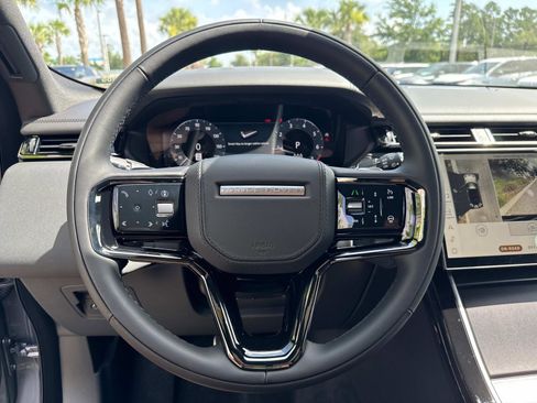 New 2026 Land Rover Range Rover Velar Dynamic SE AWD/4WD image 26
