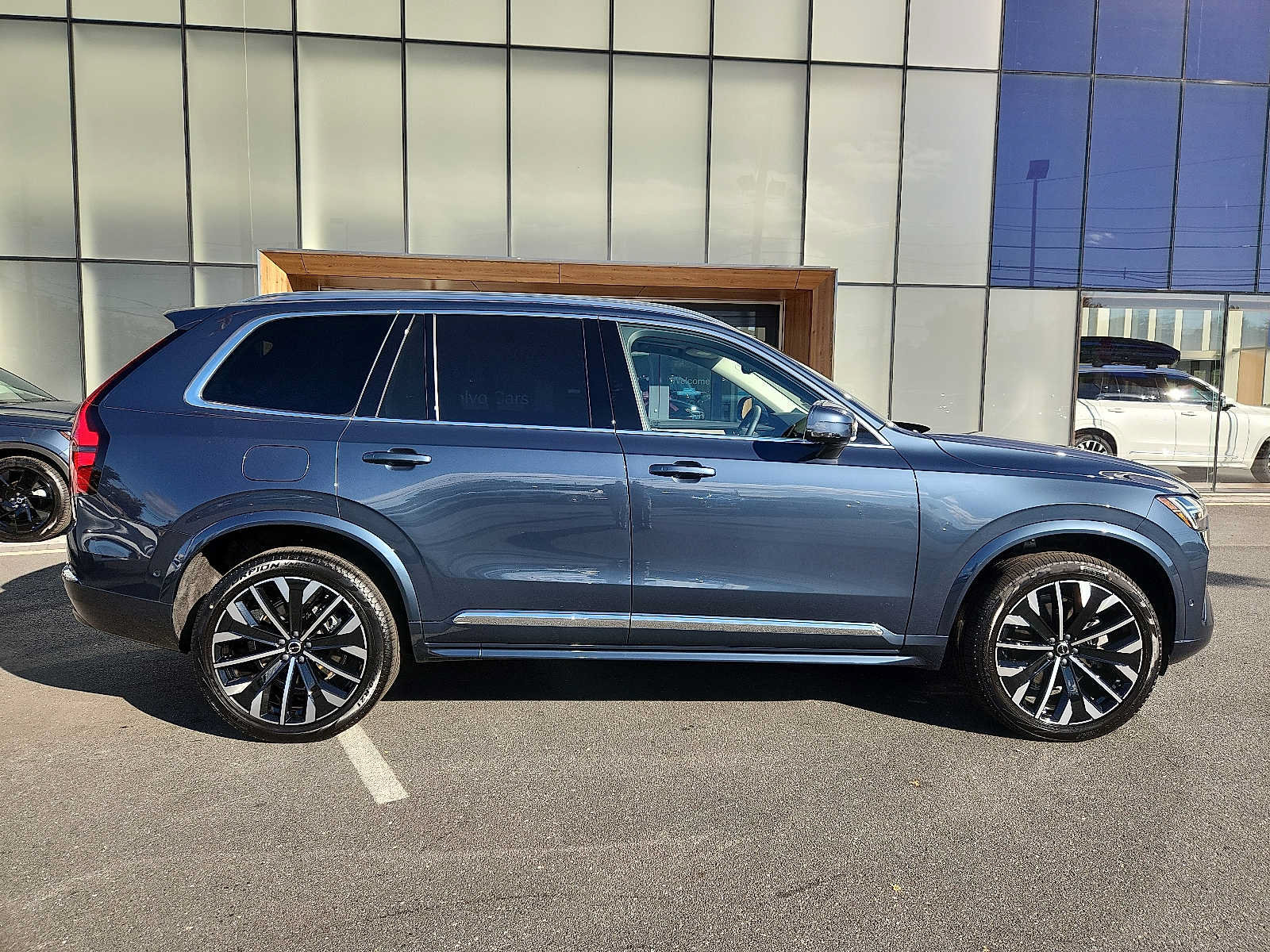 Used 2027 Volvo XC90 B6 Plus AWD/4WD image 7