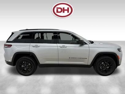 New 2026 Jeep Grand Cherokee Altitude