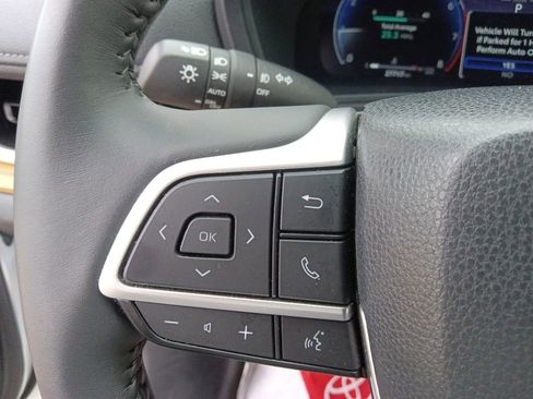 Used 2024 Toyota Grand Highlander AWD image 19