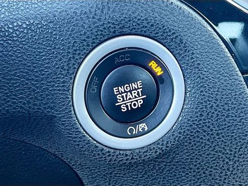 Used 2023 Chrysler 300 S image 18