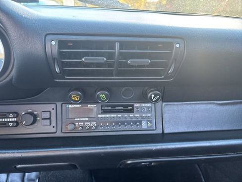 Used 1991 Porsche 911 Carrera image 22