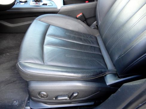 Used 2019 Audi A4 2.0T image 12