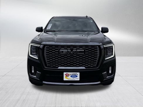 Used 2024 GMC Yukon XL Denali Ultimate image 2