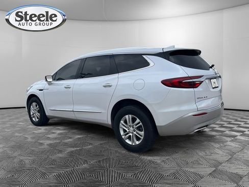 Used 2021 Buick Enclave Essence w/ Sound and Sites Package image 3