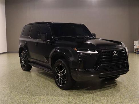 Used 2025 Lexus GX 550 w/ Accessory Package (2T) AWD/4WD image 1