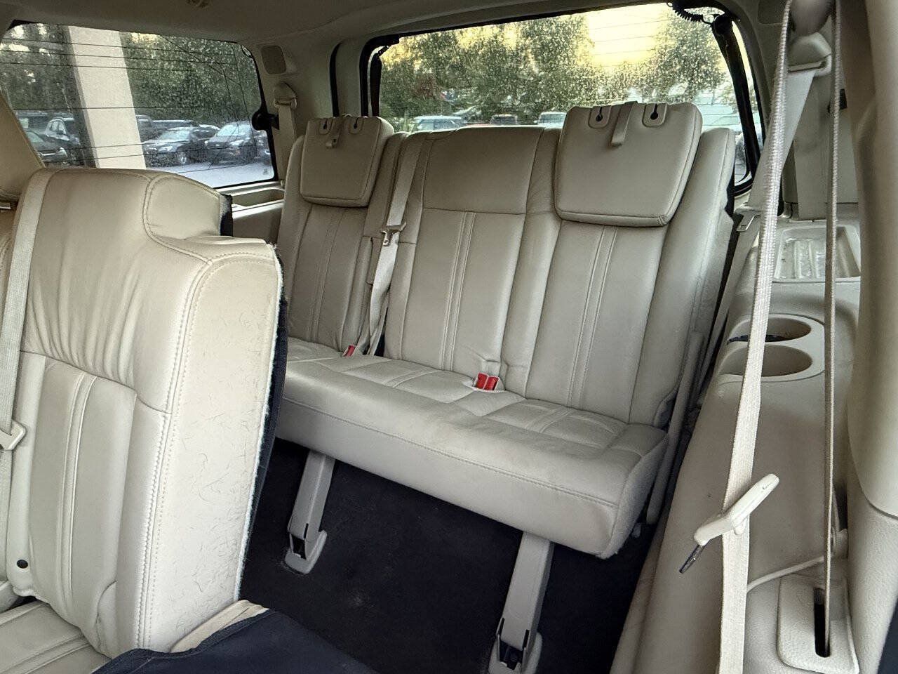 Used 2015 Lincoln Navigator 2WD w/ Equipment Group 101A Reserve image 10