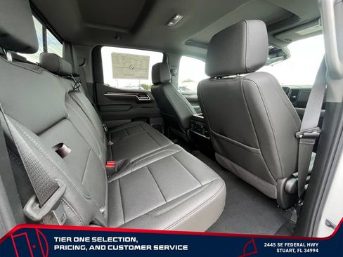 New 2026 GMC Sierra 1500 Elevation w/ Elevation Premium Package AWD/4WD image 18