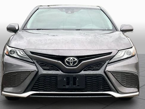 Used 2021 Toyota Camry XSE FWD image 4