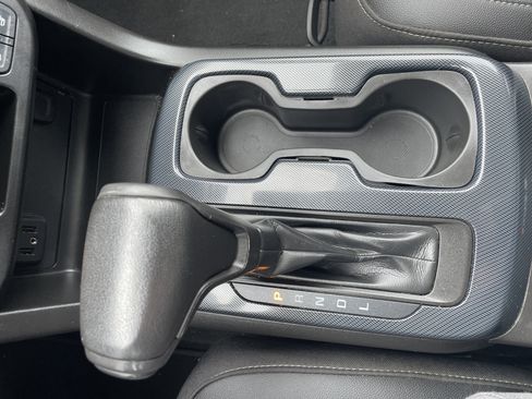 Used 2021 Chevrolet Colorado Z71 image 27