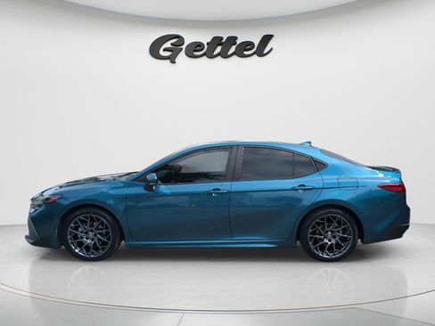 Certified 2025 Toyota Camry SE w/ Convenience Package image 8