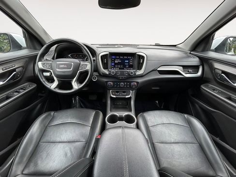 Used 2023 GMC Terrain SLT image 13