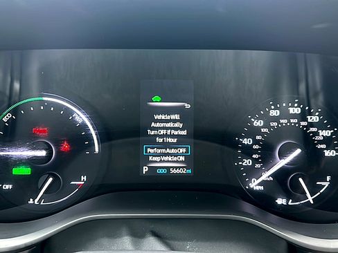 Used 2024 Toyota Sienna XLE image 27