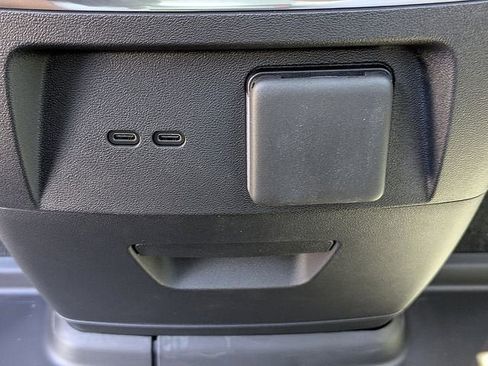 New 2026 Cadillac Vistiq Luxury image 15