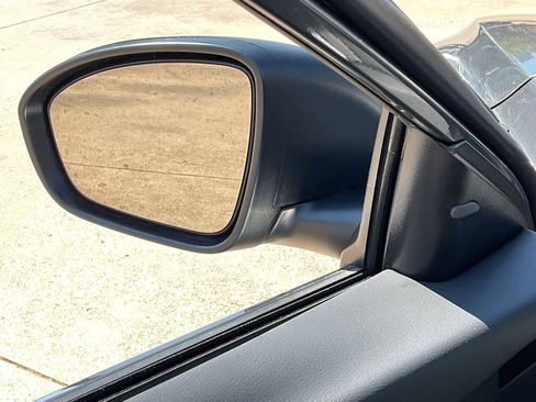 Used 2025 Nissan Altima 2.5 SV image 11