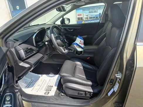 Used 2025 Subaru Outback Limited AWD/4WD image 9