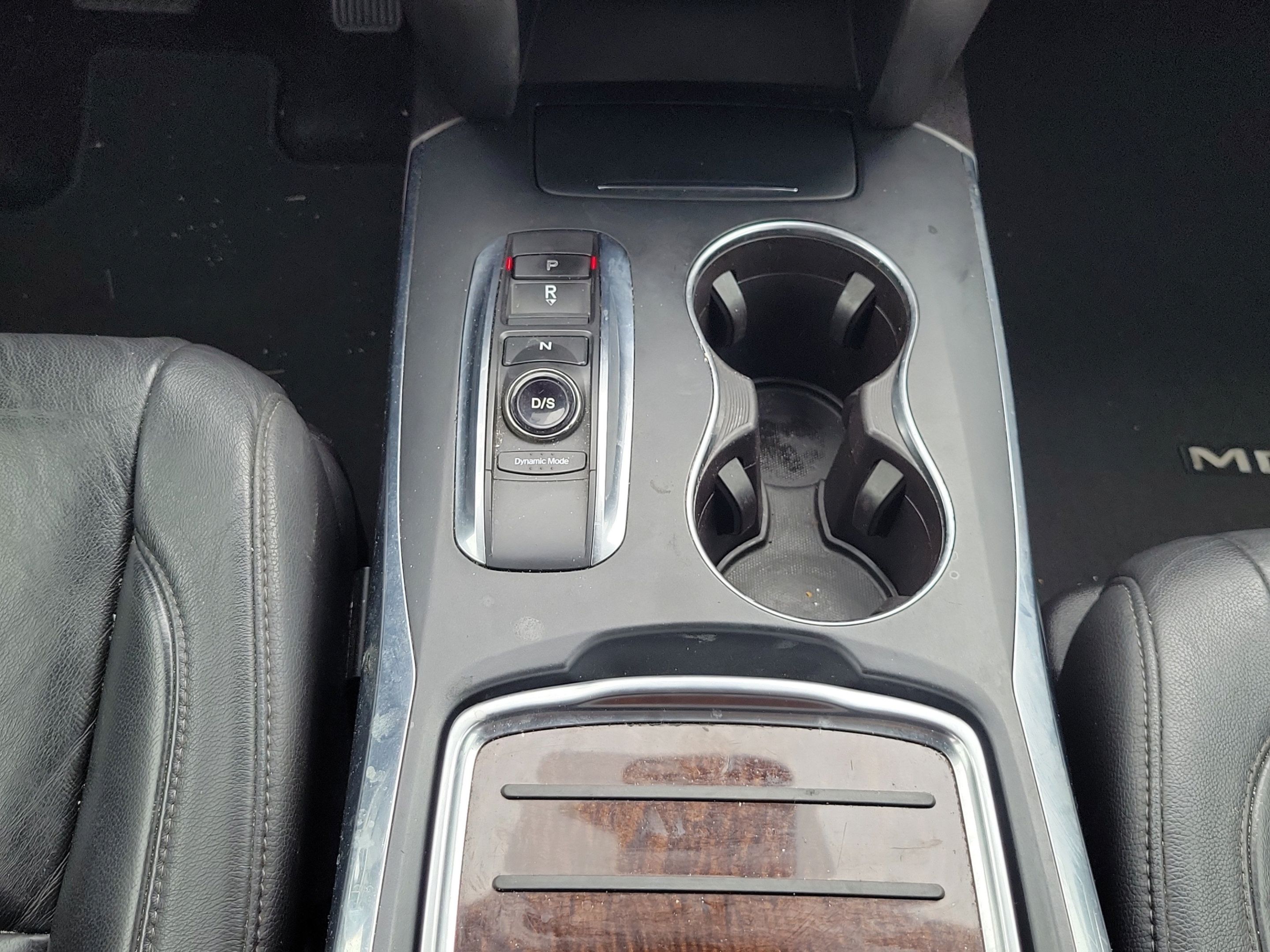 Used 2017 Acura MDX FWD image 15