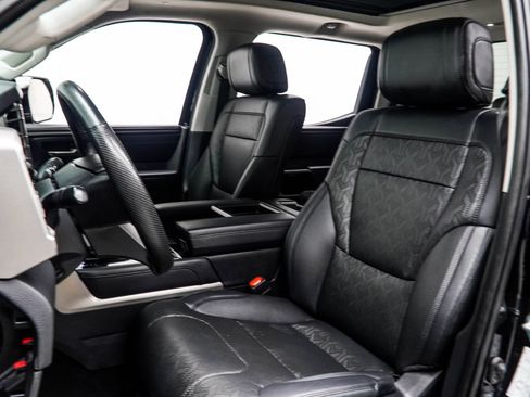 Used 2024 Toyota Tundra Limited AWD/4WD image 39