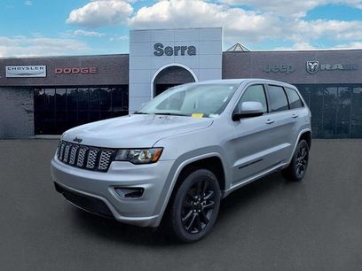 Used 2020 Jeep Grand Cherokee Altitude