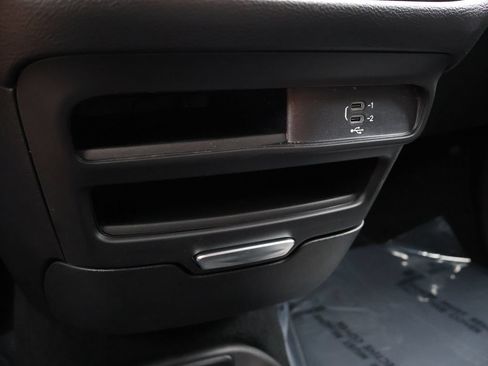 New 2027 Chrysler Pacifica LX FWD image 37