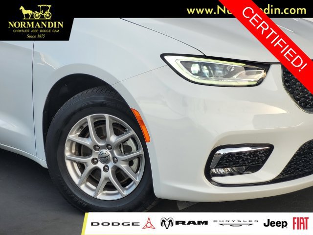 Certified 2025 Chrysler Pacifica Select FWD image 5
