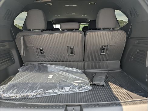 New 2026 GMC Acadia Elevation w/ Black Edition AWD/4WD image 16