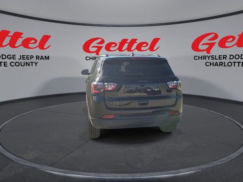 New 2026 Jeep Compass Latitude image 7